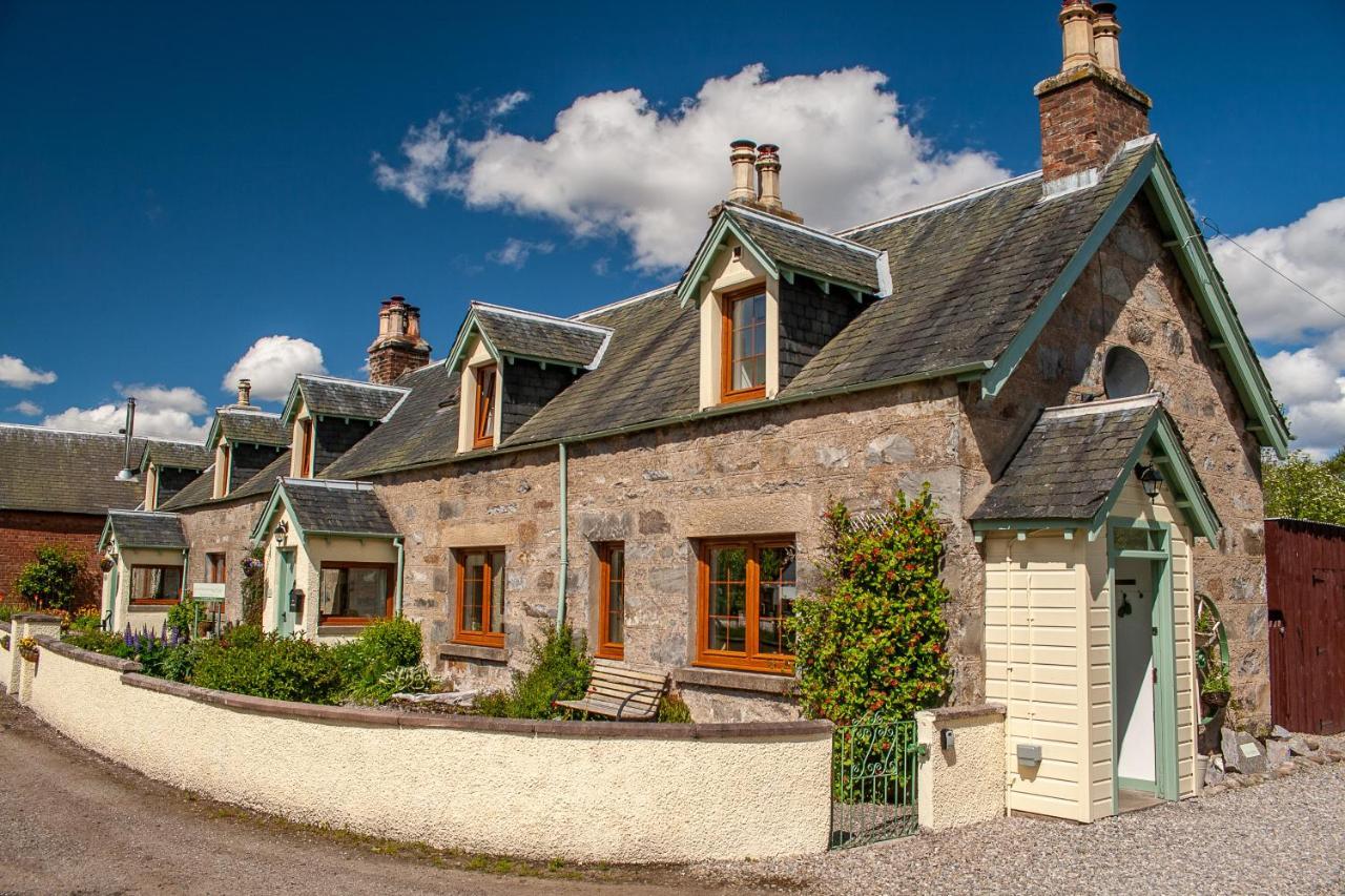 Rosemount Bothy - Highland Cottage Garve Esterno foto
